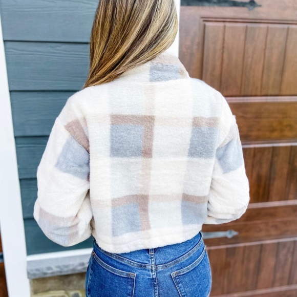 Jacket - Picture 2 of 7